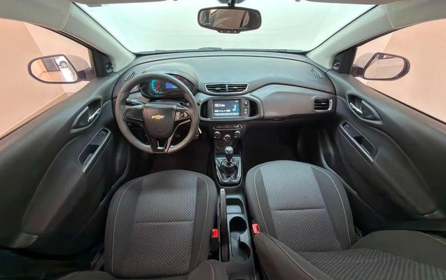 imagem-https://www.socarrao.com.br/sc-vehicle-images-prod/4415818/1792616448310-8332178_15_B_eeea699863.jpeg