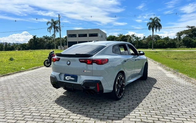 imagem-https://www.socarrao.com.br/sc-vehicle-images-prod/4415824/1792616374612-1_012744.jpg
