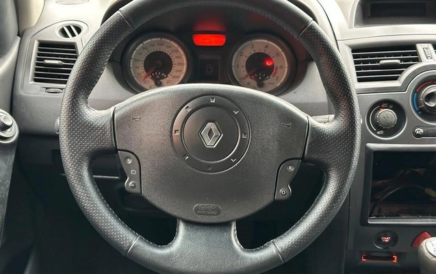 imagem-https://www.socarrao.com.br/sc-vehicle-images-prod/4415826/1792616394128-8584836_12_B_c7722f38fe.jpeg