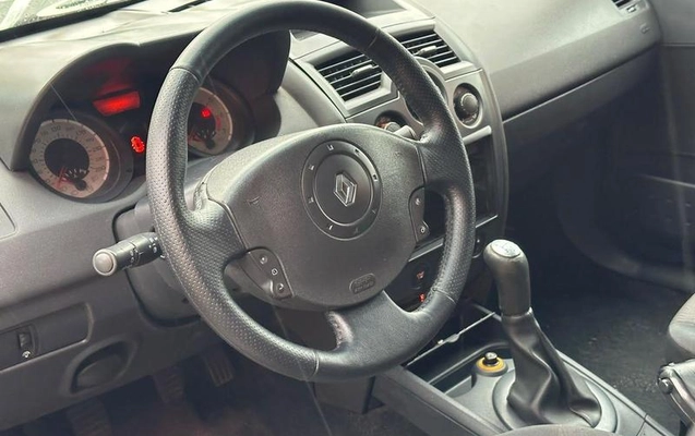 imagem-https://www.socarrao.com.br/sc-vehicle-images-prod/4415826/1792616394131-8584836_15_B_6eb24f449c.jpeg