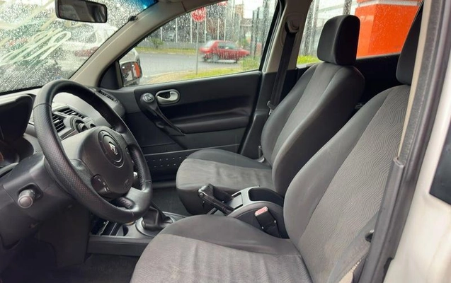 imagem-https://www.socarrao.com.br/sc-vehicle-images-prod/4415826/1792616394132-8584836_15_B_1824d2e830.jpeg