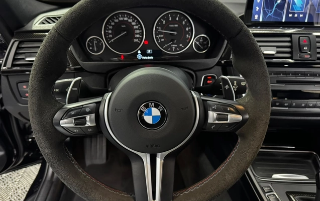 imagem-https://www.socarrao.com.br/sc-vehicle-images-prod/4415830/1792616487876-307ef331-fdbb-4acb-ae15-fdfc01527c2b.jpeg