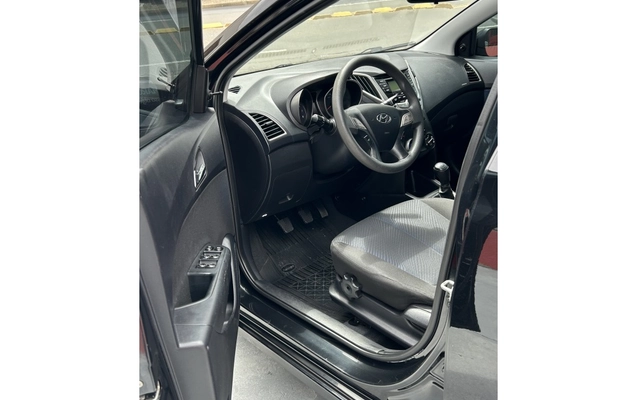 imagem-https://www.socarrao.com.br/sc-vehicle-images-prod/4415838/1792616492428-1_060013.jpg