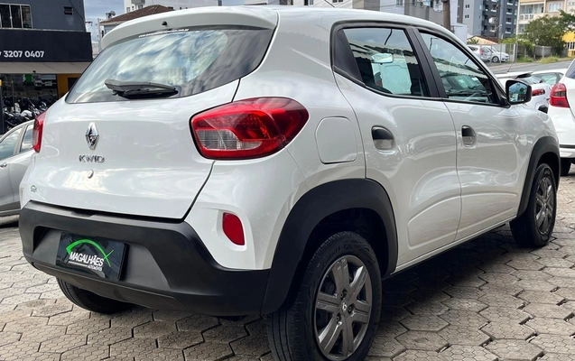 imagem-https://www.socarrao.com.br/sc-vehicle-images-prod/4415891/1792616775124-547c1b612cc24a0380cc992fc67cd96c_1792616660857.jpg