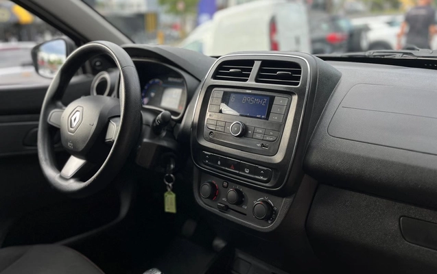 imagem-https://www.socarrao.com.br/sc-vehicle-images-prod/4415891/1792616775128-ae606ad221184735b349c7451827f6cb_1792616660866.jpg