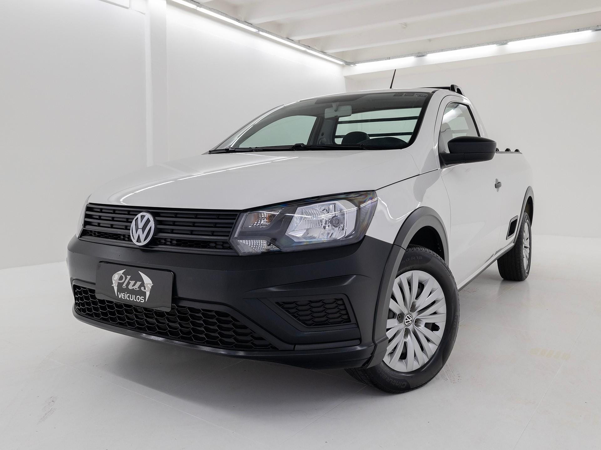 Volkswagen Saveiro Robust 1.6 Total Flex 8V na cor Branco no Porto Alegre / RS - 44159