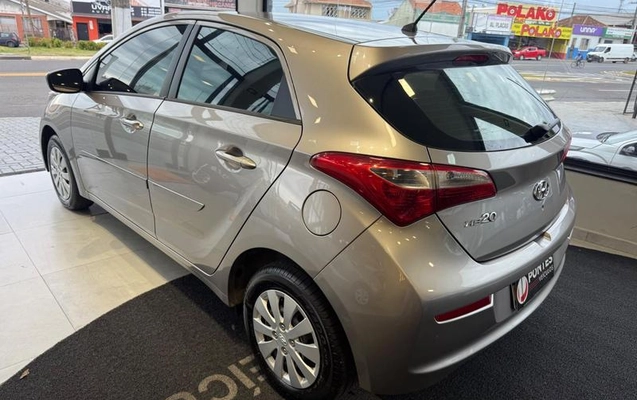 imagem-https://www.socarrao.com.br/sc-vehicle-images-prod/4415908/1792664527525-8583319_2_B_dd89b86b56.jpeg