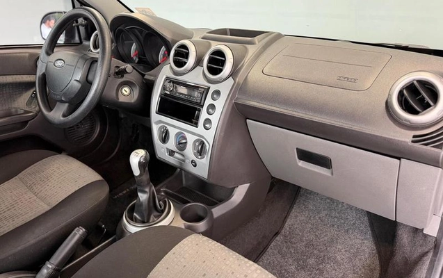 imagem-https://www.socarrao.com.br/sc-vehicle-images-prod/4415967/1792617511423-8594126_8_B_f3d9662c33.jpeg