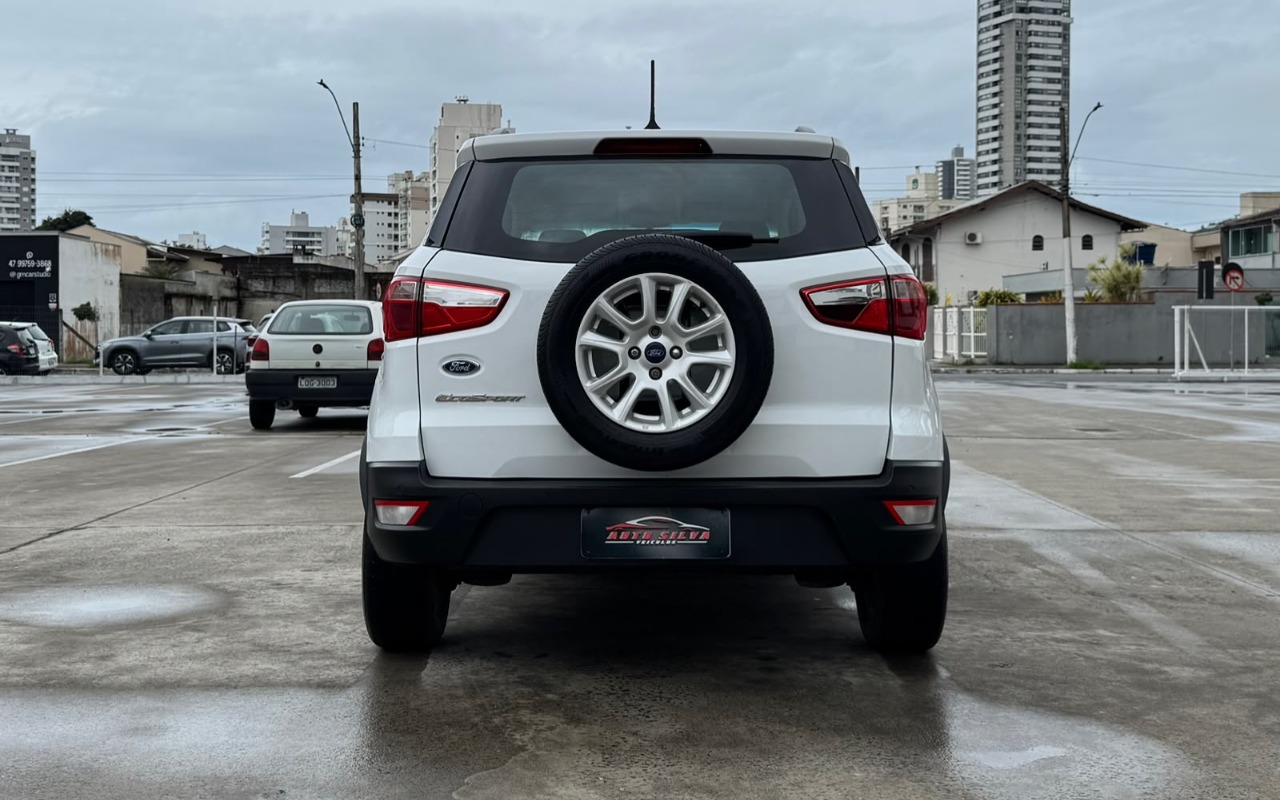 imagem-https://www.socarrao.com.br/sc-vehicle-images-prod/4415980/1792617567707-V2hhdHNBcHAgSW1hZ2UgMjAyNi0xMC0yMSBhdCAxOC4wNC4wOSAoMSkuanBlZw.jpeg
