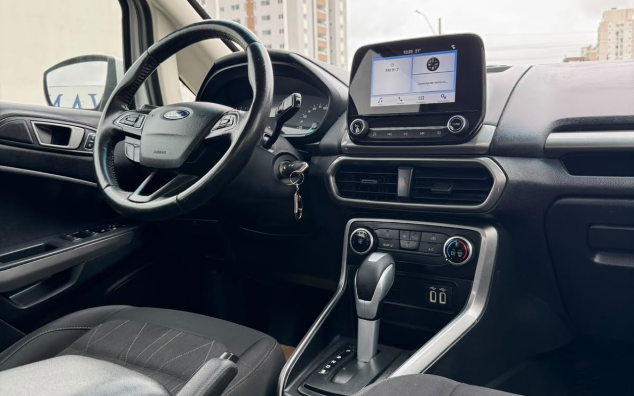 imagem-https://www.socarrao.com.br/sc-vehicle-images-prod/4415980/1792617568053-V2hhdHNBcHAgSW1hZ2UgMjAyNi0xMC0yMSBhdCAxOC4wNC4xMC5qcGVn.jpeg