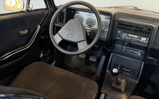 imagem-https://www.socarrao.com.br/sc-vehicle-images-prod/4416034/1792617934557-8594132_16_B_2d6ddb0fef.jpeg