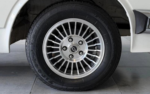 imagem-https://www.socarrao.com.br/sc-vehicle-images-prod/4416034/1792617934562-8594132_18_B_7a8d090146.jpeg