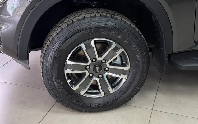 imagem-https://www.socarrao.com.br/sc-vehicle-images-prod/4416051/1792618028501-34aeae7c-531d-48f5-9ca5-fb0f29af45fe.jpg