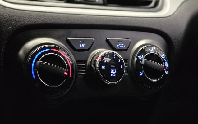 imagem-https://www.socarrao.com.br/sc-vehicle-images-prod/4416063/1792618189164-1_053432.jpg