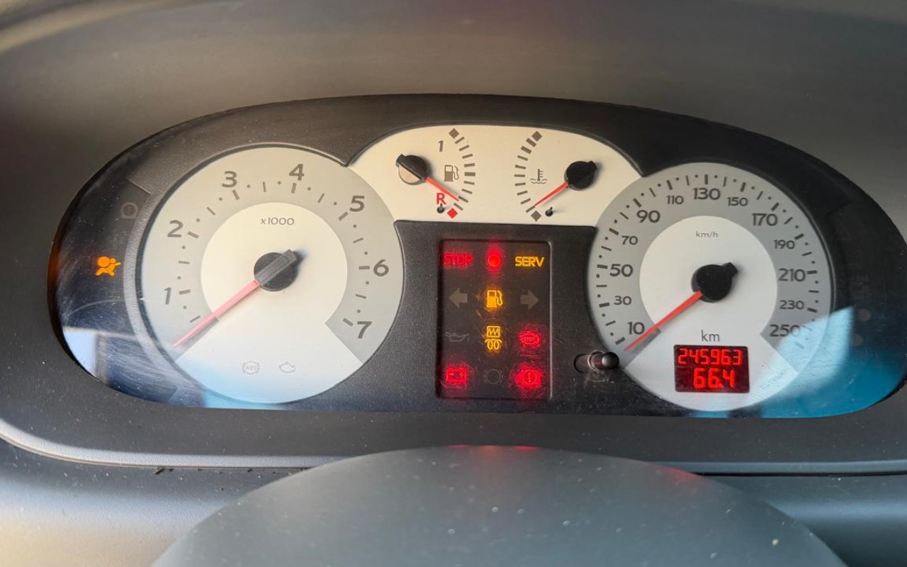 imagem-https://www.socarrao.com.br/sc-vehicle-images-prod/4416076/1792618325313-V2hhdHNBcHAgSW1hZ2UgMjAyNi0xMC0yMSBhdCAxOC4xNC4zNyAoNSkuanBlZw.jpeg
