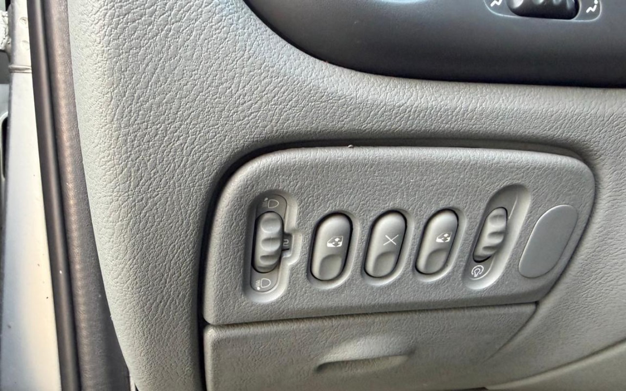 imagem-https://www.socarrao.com.br/sc-vehicle-images-prod/4416076/1792618325533-V2hhdHNBcHAgSW1hZ2UgMjAyNi0xMC0yMSBhdCAxOC4xNC4zOCAoMSkuanBlZw.jpeg