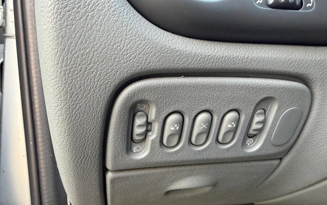 imagem-https://www.socarrao.com.br/sc-vehicle-images-prod/4416076/1792618325533-V2hhdHNBcHAgSW1hZ2UgMjAyNi0xMC0yMSBhdCAxOC4xNC4zOCAoMSkuanBlZw.jpeg