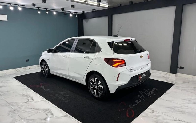 imagem-https://www.socarrao.com.br/sc-vehicle-images-prod/4416078/1792854006538-8594166_6_B_480e50d2ab.jpeg
