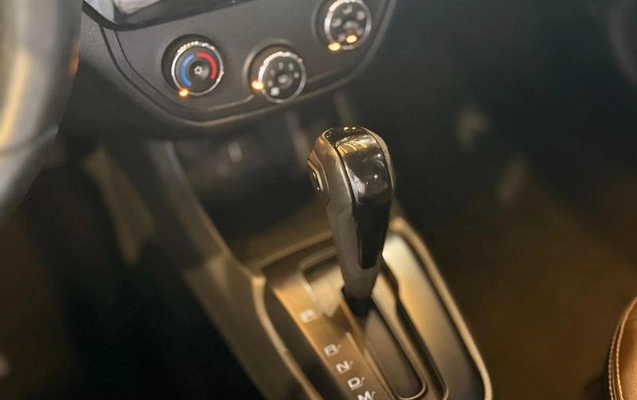 imagem-https://www.socarrao.com.br/sc-vehicle-images-prod/4416208/1792618739579-8567947_0_B_ad0e1e307a.jpeg