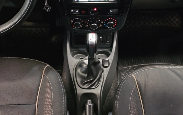 imagem-https://www.socarrao.com.br/sc-vehicle-images-prod/4416212/1792618789606-1_054221.jpg