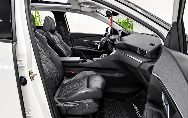 imagem-https://www.socarrao.com.br/sc-vehicle-images-prod/4416313/1792619292649-8588141_29_B_8dfcddfe58.png