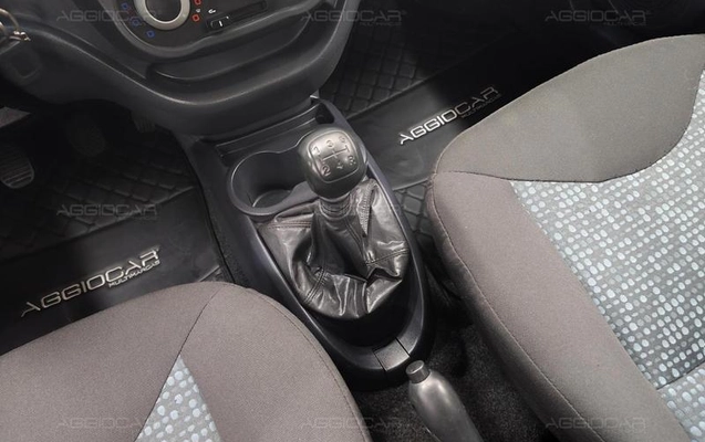 imagem-https://www.socarrao.com.br/sc-vehicle-images-prod/4416317/1792701991142-8560615_13_B_2c052be137.jpeg