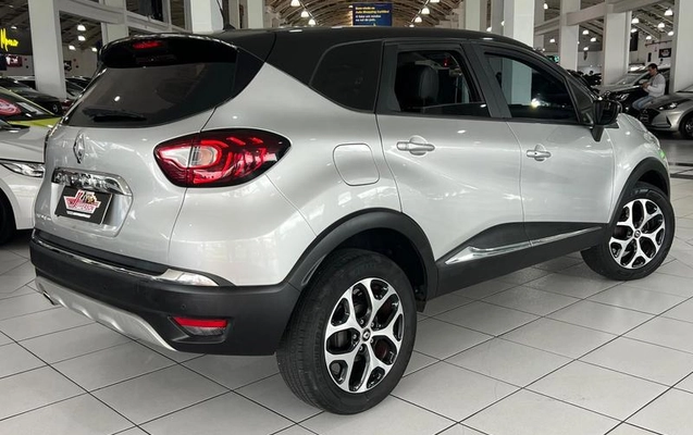 imagem-https://www.socarrao.com.br/sc-vehicle-images-prod/4416453/1792756823117-8591176_11_B_fff6089668.jpeg