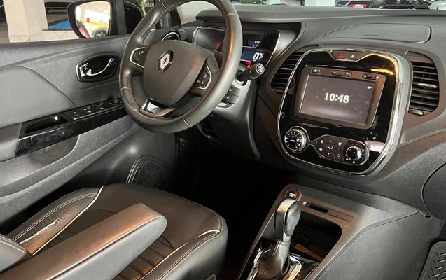 imagem-https://www.socarrao.com.br/sc-vehicle-images-prod/4416453/1792756823134-8591176_10_B_a80acedce2.jpeg
