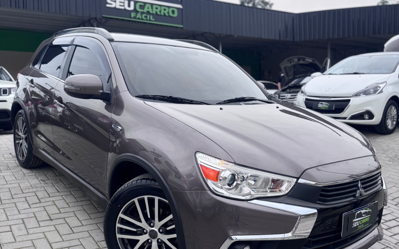Mitsubishi ASX 2018 Marrom — foto 1 de 3