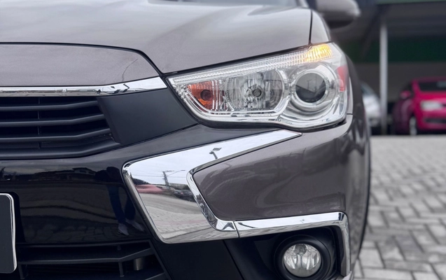 imagem-https://www.socarrao.com.br/sc-vehicle-images-prod/4416783/1792622565055-SU1HLTIwMjYxMDE1LVdBMDEzNS5qcGc.jpg