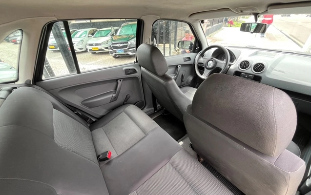 imagem-https://www.socarrao.com.br/sc-vehicle-images-prod/4416876/1792623518131-9_090737.jpg