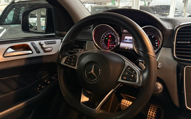imagem-https://www.socarrao.com.br/sc-vehicle-images-prod/4416961/1792624581606-126af3c6-635d-432a-802a-bf002aceeee5.jpg