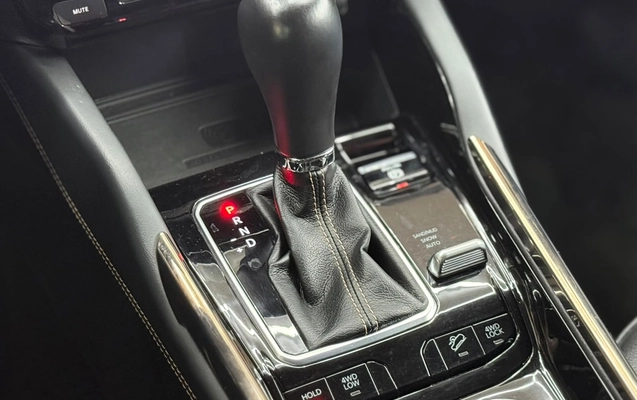 imagem-https://www.socarrao.com.br/sc-vehicle-images-prod/4417520/1792630249745-003_1d196607c6432f0df898ac85b5844d9a.jpg