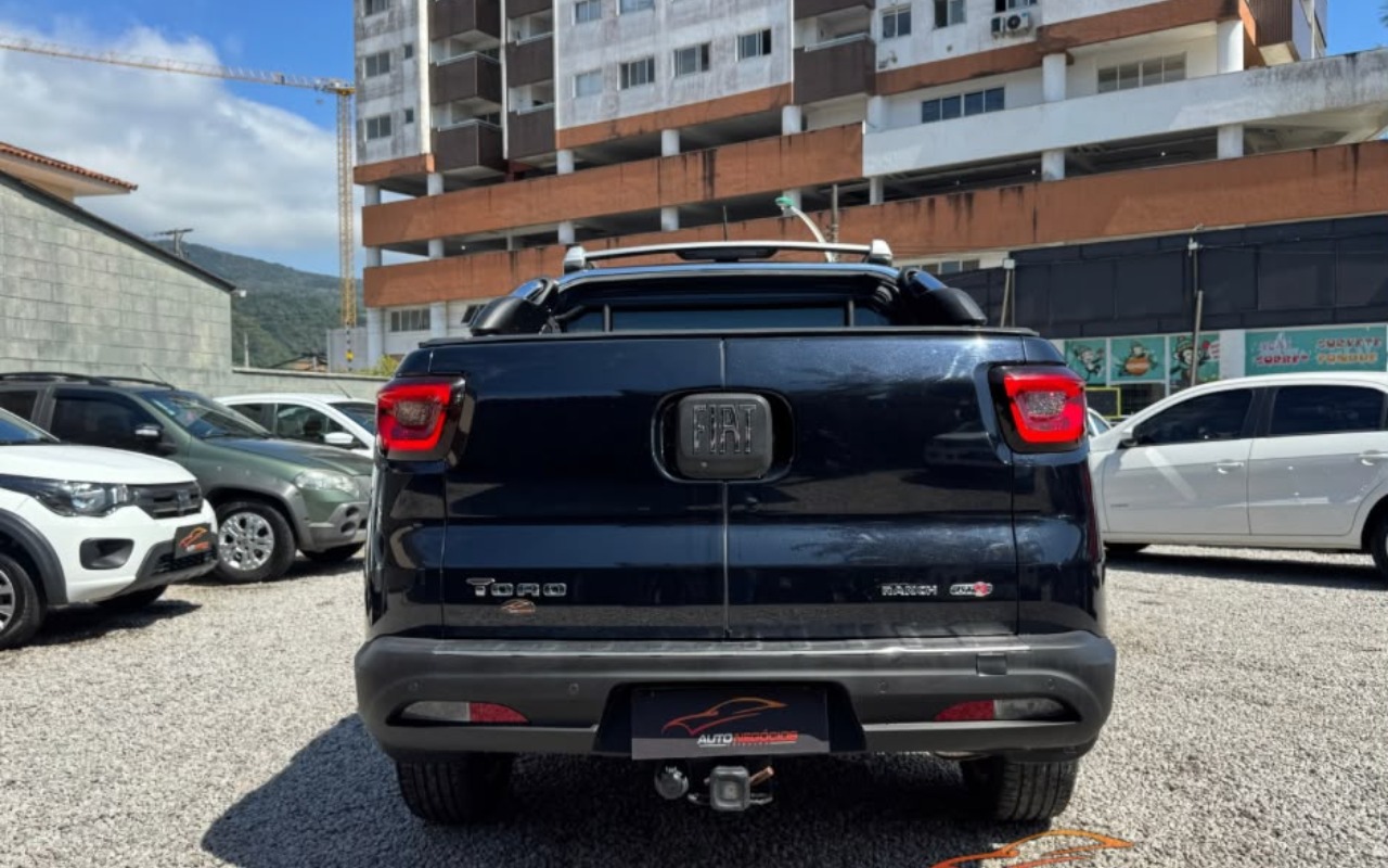 imagem-https://www.socarrao.com.br/sc-vehicle-images-prod/4417594/1792630936911-NS5qcGVn.jpeg
