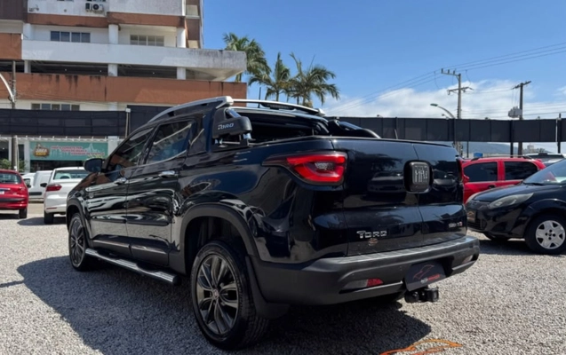 imagem-https://www.socarrao.com.br/sc-vehicle-images-prod/4417594/1792630937045-Ni5qcGVn.jpeg