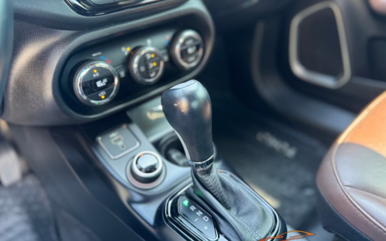 imagem-https://www.socarrao.com.br/sc-vehicle-images-prod/4417594/1792630937922-MTMuanBlZw.jpeg