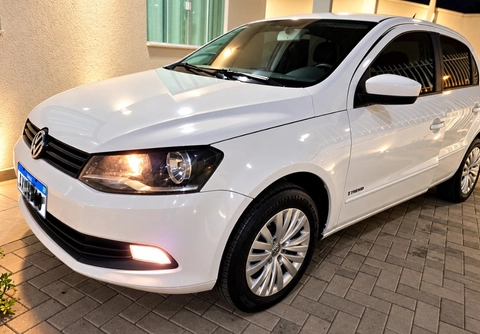 Volkswagen Voyage 2014 Branco — foto 1 de 3