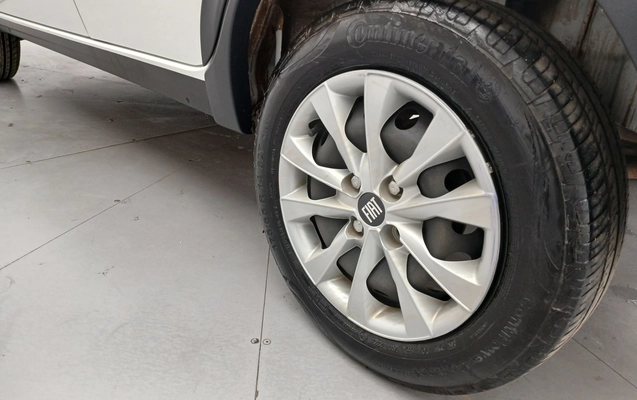 imagem-https://www.socarrao.com.br/sc-vehicle-images-prod/4418525/1792641074164-2_045738.jpg