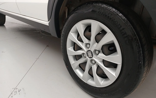 imagem-https://www.socarrao.com.br/sc-vehicle-images-prod/4418719/1792642250250-1_014839.jpg