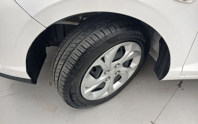 imagem-https://www.socarrao.com.br/sc-vehicle-images-prod/4418981/1792642666356-2_083627.jpg