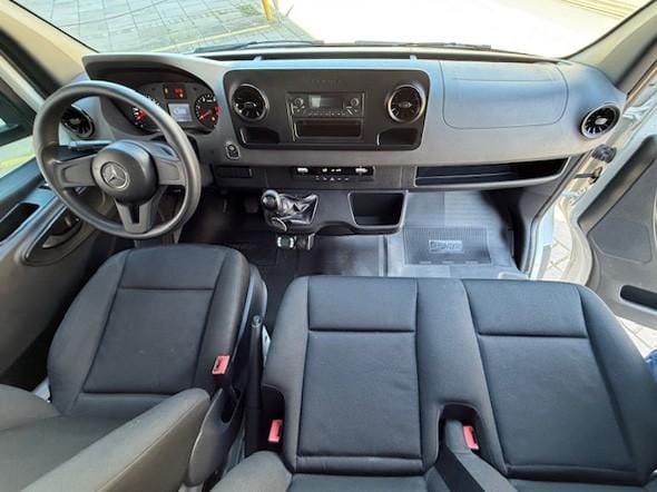 imagem-https://www.socarrao.com.br/sc-vehicle-images-prod/44190/1769988811764-7162122OR_1765895126_69_800.jpg