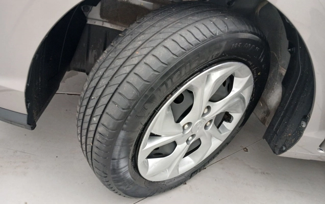 imagem-https://www.socarrao.com.br/sc-vehicle-images-prod/4419028/1792642697911-2_092454.jpg