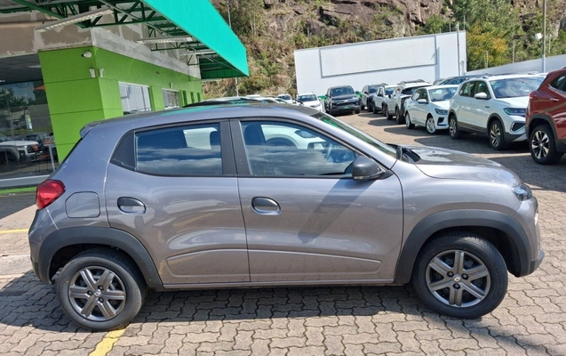 imagem-https://www.socarrao.com.br/sc-vehicle-images-prod/4419240/1792643132683-2_022930.jpg