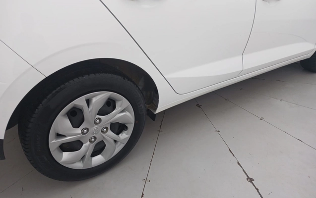 imagem-https://www.socarrao.com.br/sc-vehicle-images-prod/4419285/1792643272879-2_023948.jpg