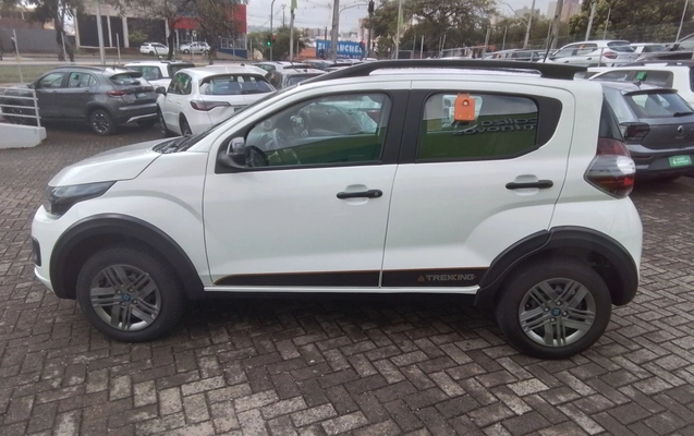 imagem-https://www.socarrao.com.br/sc-vehicle-images-prod/4420021/1792645084034-2_043037.jpg
