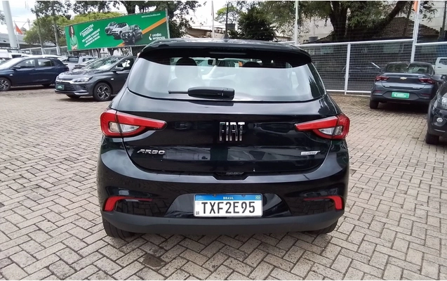 imagem-https://www.socarrao.com.br/sc-vehicle-images-prod/4420282/1792646016886-1_115445.jpg