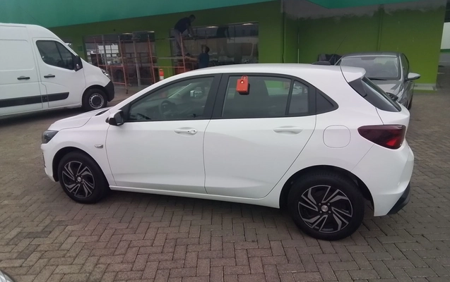 imagem-https://www.socarrao.com.br/sc-vehicle-images-prod/4420480/1792646923568-1_025730.jpg