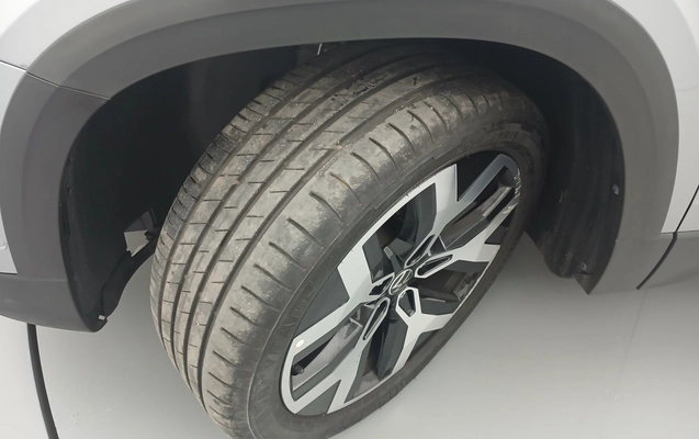 imagem-https://www.socarrao.com.br/sc-vehicle-images-prod/4420526/1792647040560-1_042001.jpg