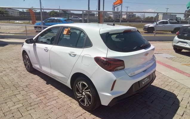 imagem-https://www.socarrao.com.br/sc-vehicle-images-prod/4420988/1792648454801-2_110523.jpg