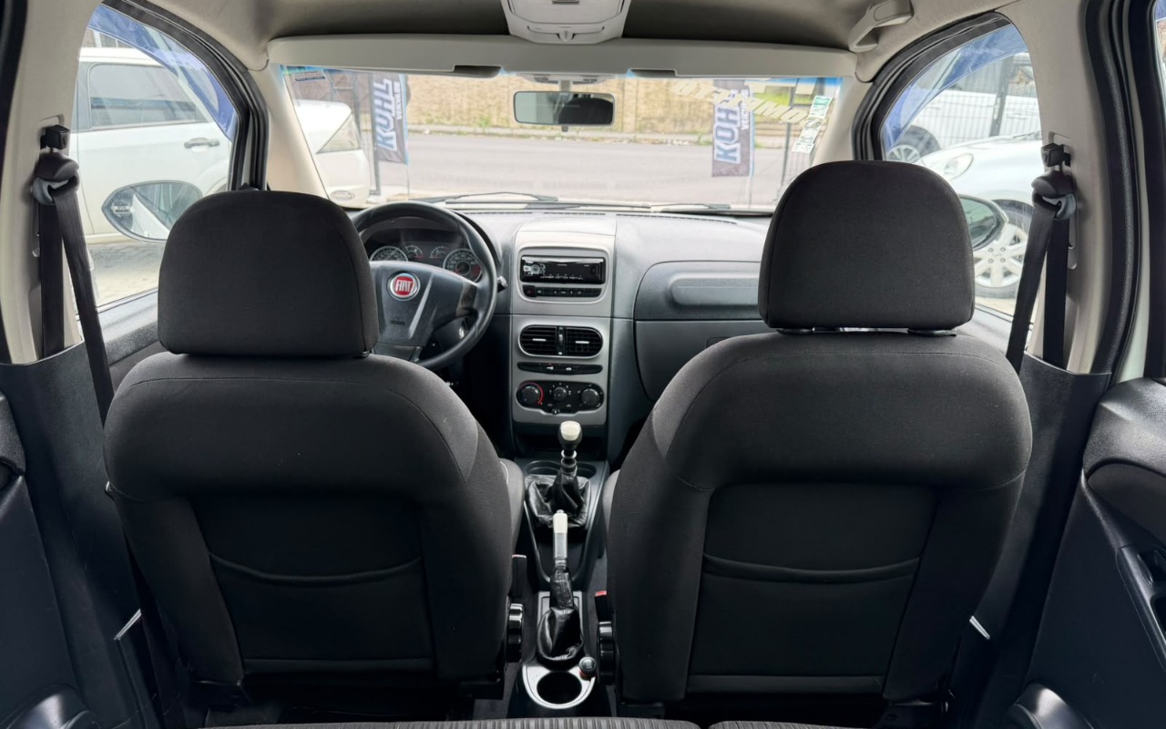 imagem-https://www.socarrao.com.br/sc-vehicle-images-prod/4421143/1792666932738-V2hhdHNBcHAgSW1hZ2UgMjAyNi0xMC0xMyBhdCAxMS4yNC4zOCAoMikuanBlZw.jpeg
